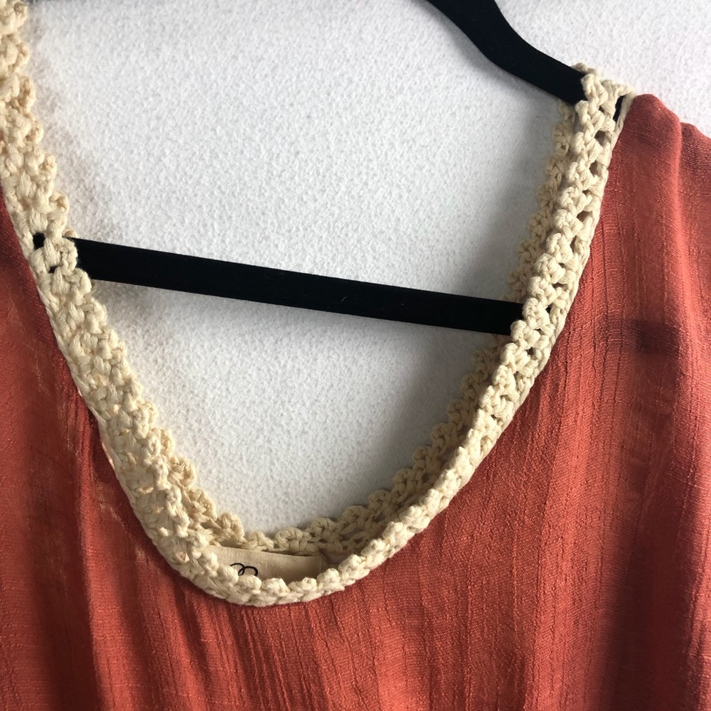 Love Anthropologie Women's Peasant Top Size M Burnt Orange Cream Crochet Fringe - Picture 5 of 8